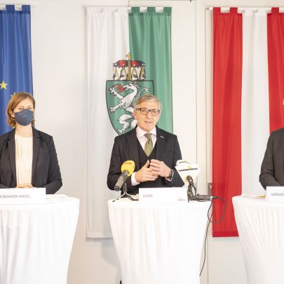 LR Barbara Eibinger-Miedl, Josef Herk und Ewald Verhounig