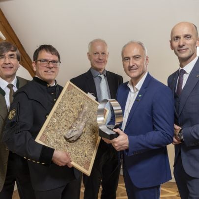 Wolfgang Waldhauser (JOANNEUM Research), Jürgen Lackner (JOANNEUM Research), Paul Hartmann, (JOANNEUM Research), Heinz Mayer (JOANNEUM Research) und Landesrat Willibald Ehrenhöfer