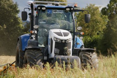 AVL/ARTI Traktor