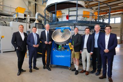 Christoph Ludwig (Geschäftsführer SFG), Bürgermeister Kurt Wallner, Rektor Peter Moser, Dipl.-Ing. Robert Obenaus-Emler, assoz.-Prof. Jürgen Antrekowitsch, Univ.-Prof. Markus Lehner und Nicolas Gibert-Morin (GD REGIO)