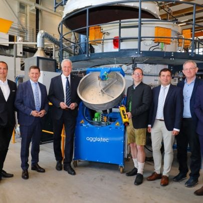 Christoph Ludwig (Geschäftsführer SFG), Bürgermeister Kurt Wallner, Rektor Peter Moser, Dipl.-Ing. Robert Obenaus-Emler, assoz.-Prof. Jürgen Antrekowitsch, Univ.-Prof. Markus Lehner und Nicolas Gibert-Morin (GD REGIO)